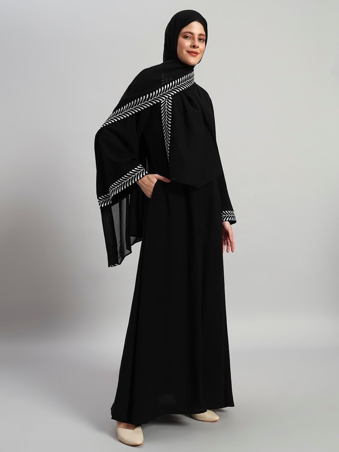 عباية أنيقة للنساء مع حجاب بتصميم مطرز يجمع بين الاحتشام والأناقة تغطي الجسم بالكامل - الصورة 18